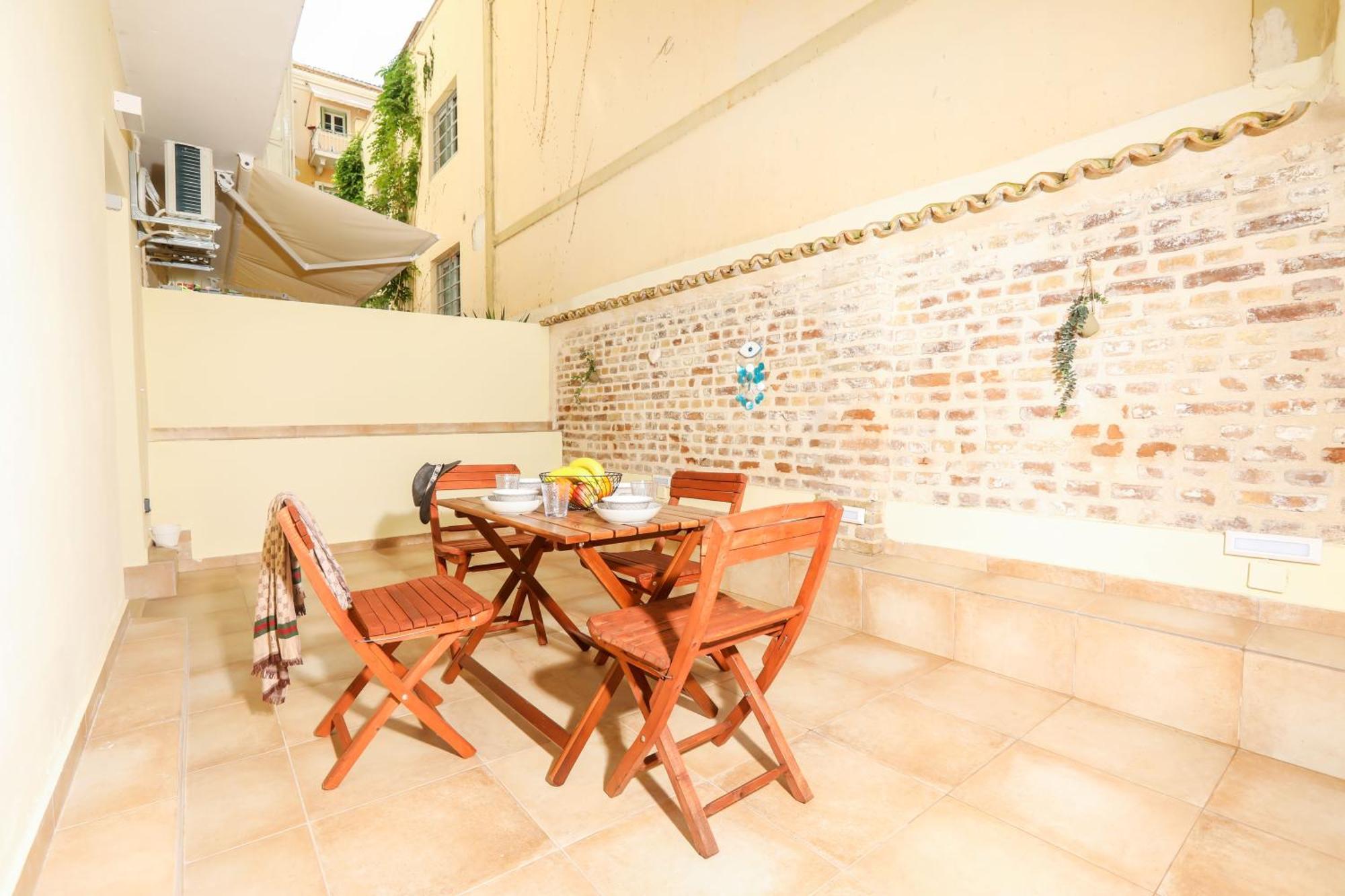Apartment Elisavet With Veranda *