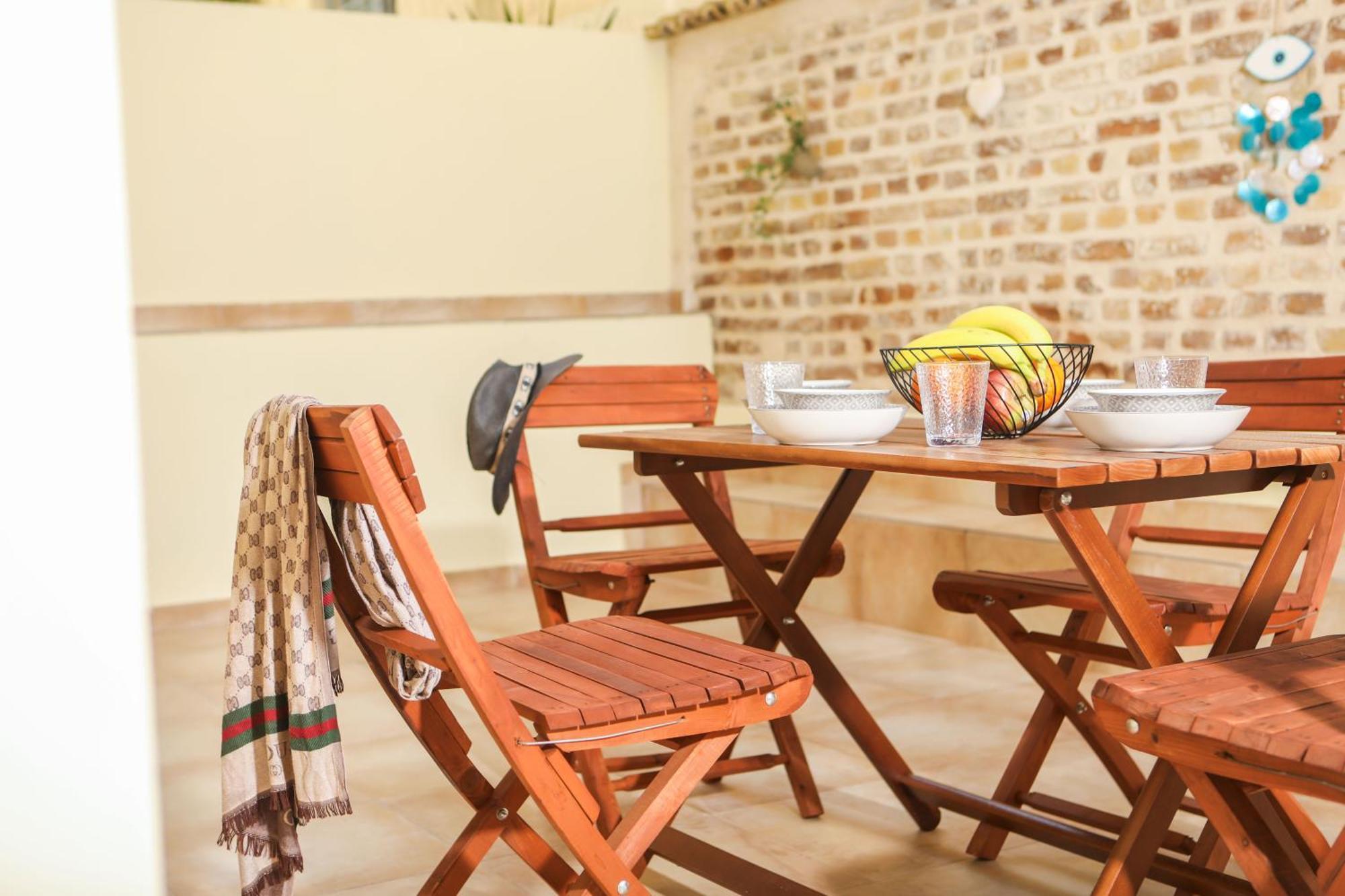 Elisavet With Veranda Corfu (city)